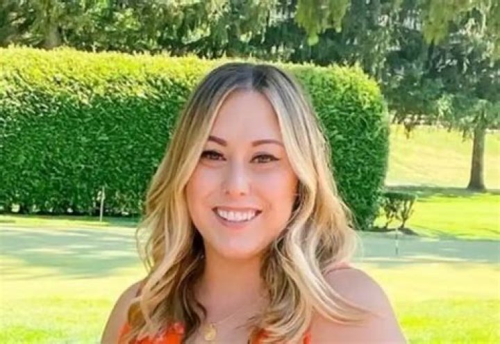 Age, parents, siblings, husband, net worth |