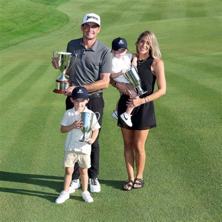 Exploring The Life And Aspirations Of Amanda Balionis: A Look At Her Children