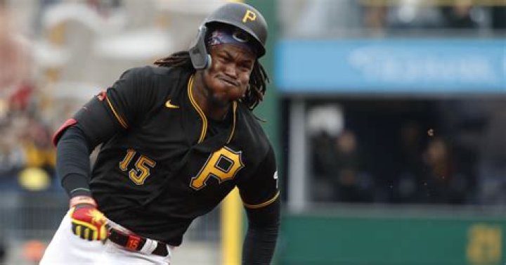 Are Oneil And Elly De La Cruz Related?