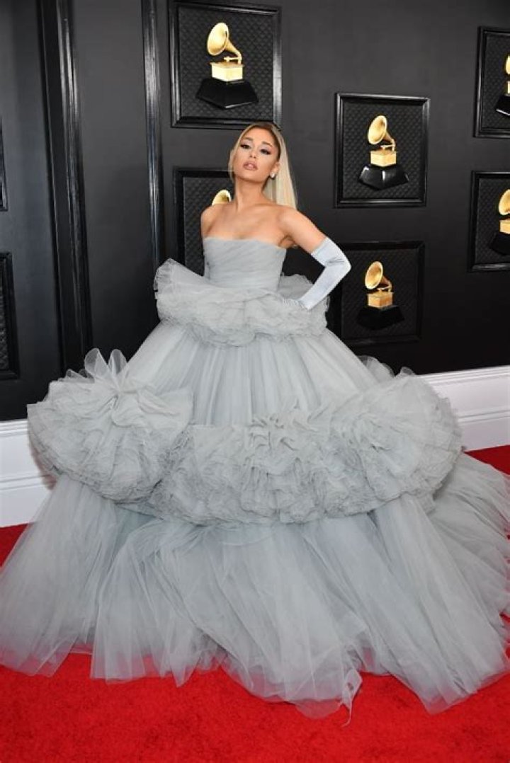 Iconic Grammys Gown: Ariana's Dazzling Fashion Moment