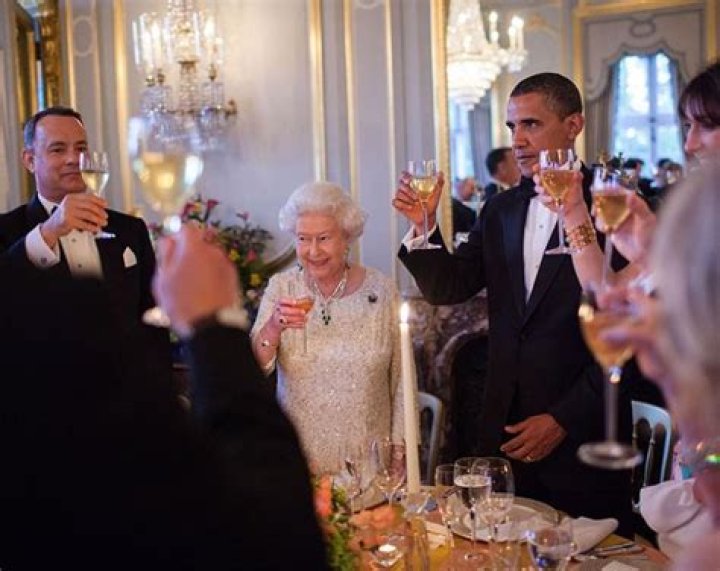 Barry Crown: The Ultimate Guide To Crown Mouldings