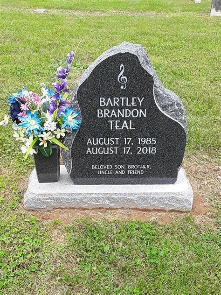 Meet Bartley Brandon Teal: The Enchanting Singer And Songwriter