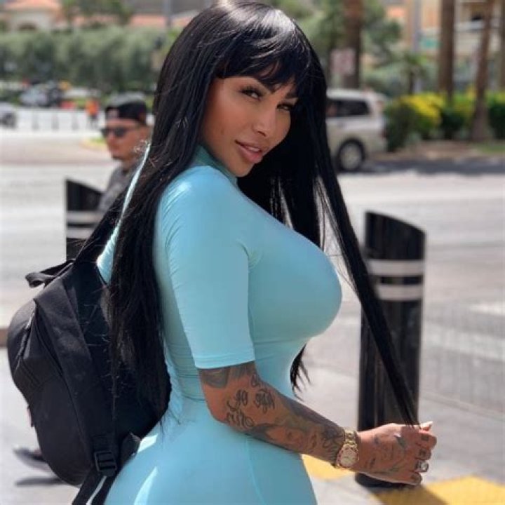 Uncover The Fitness Journey And Impact Of Brittanya Razavi