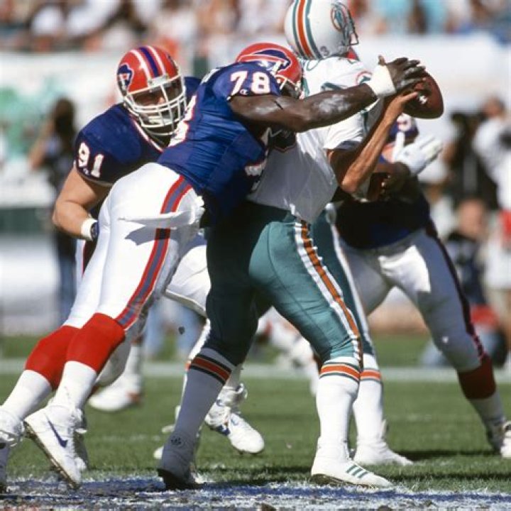 Unveiling The Legend: The Life And Career Of Bruce Smith