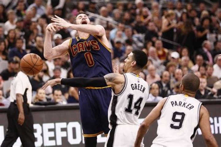 Cavs Vs San Antonio Spurs: A Clash Of Basketball Titans