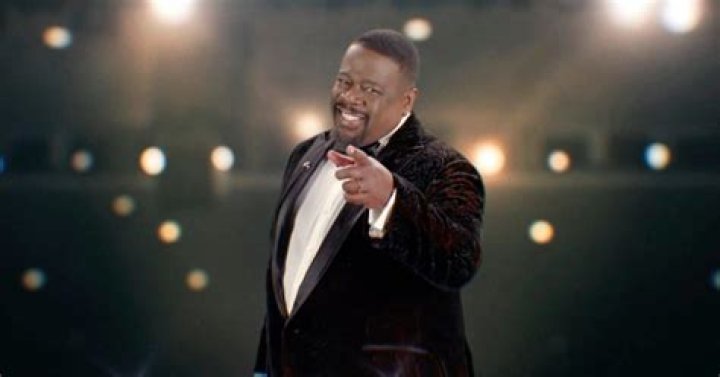 How Much Does the Emmy Host Make? |