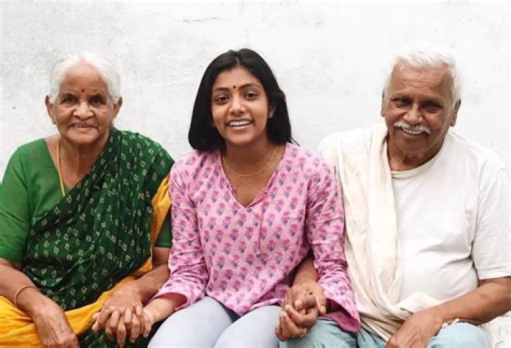 Charithra Chandran family: Husband, children, parents, siblings