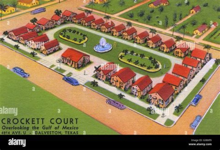 Pristine Waterfront Living At Crockett Courts In Galveston