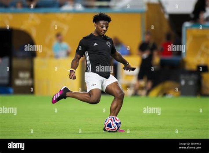 Darren Watkins: A Rising 5-Star Football Star