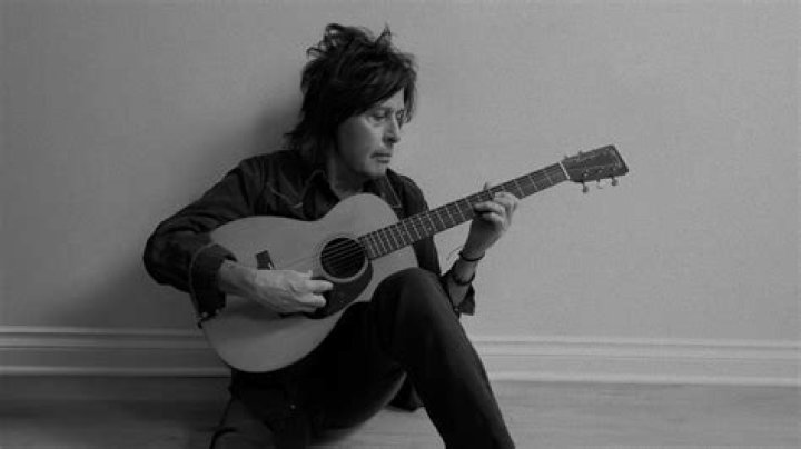 How much is the guitarist worth?