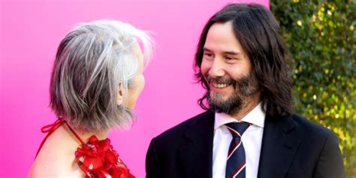 Keanu Reeves' Sister: A Journey Through Cancer And Survival