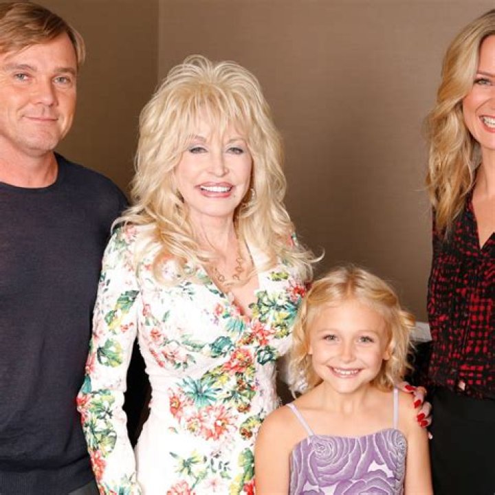 Exploring The Joyful World Of Dolly Parton’s Children