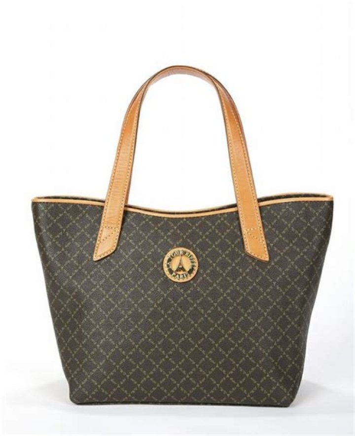 Discover The Elegance Of Eiffel Paris Handbags