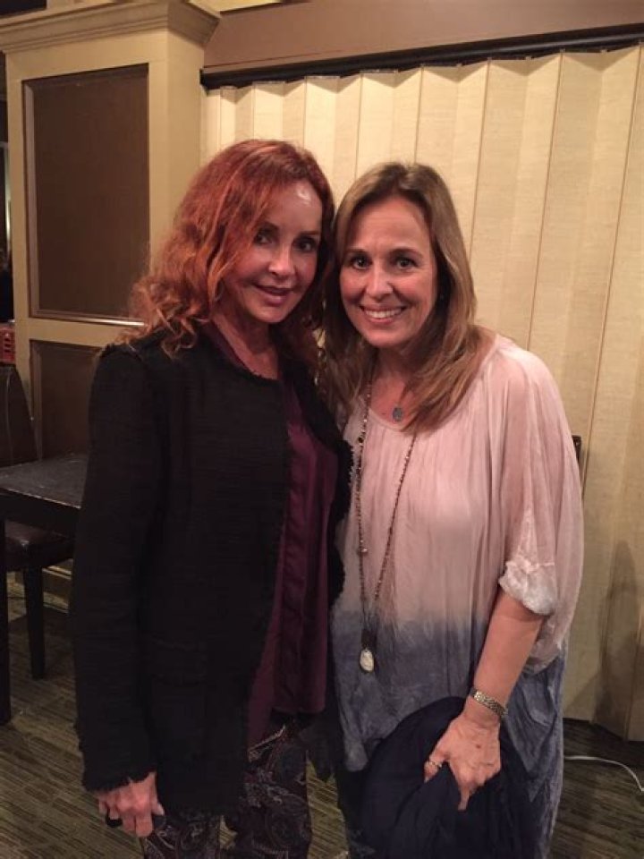 Elizabeth Francis Frakes: The Talented Daughter of Genie Francis and Jonathan Frakes