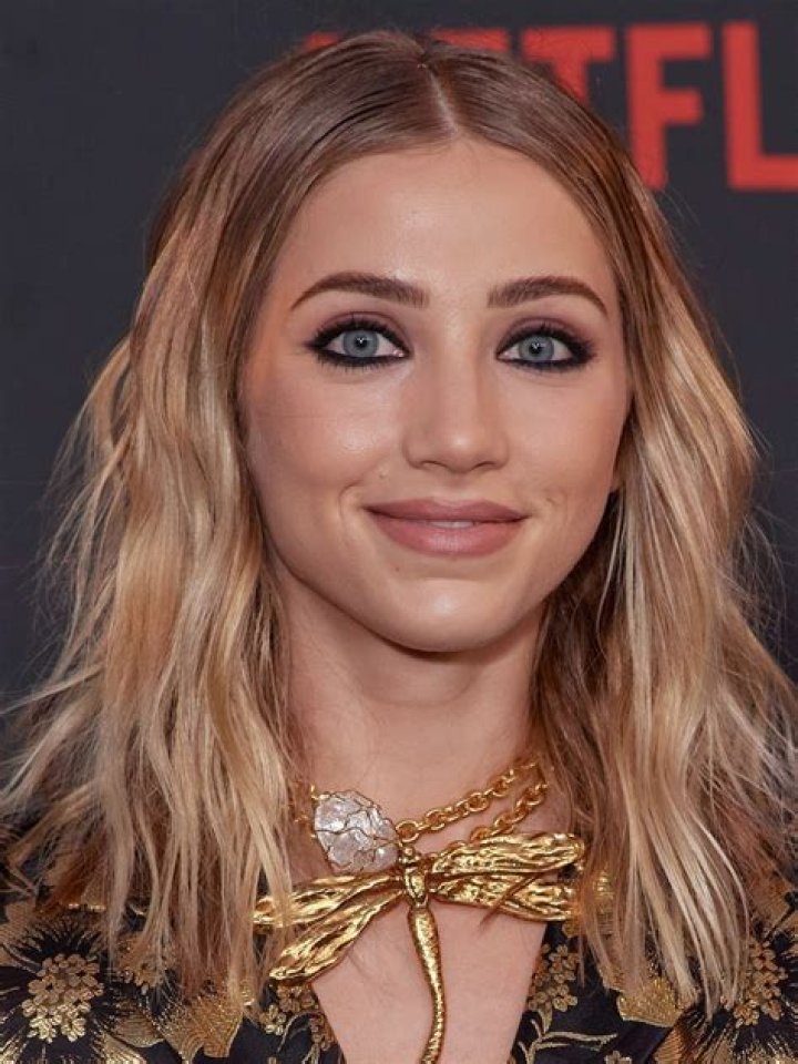 Exploring The Career Of Emily Rudd: Movies And TV Shows