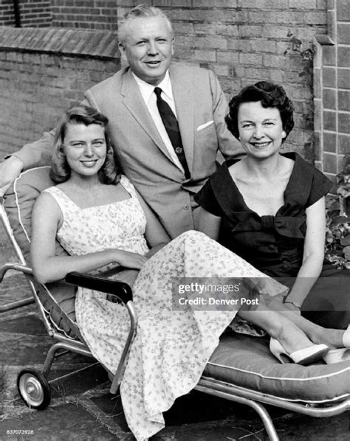 Meet The Prominent Restaurateur Francis Van Derbur: His Inspiring Story