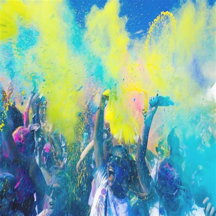 Experience The Colors Of Holi In Los Angeles
