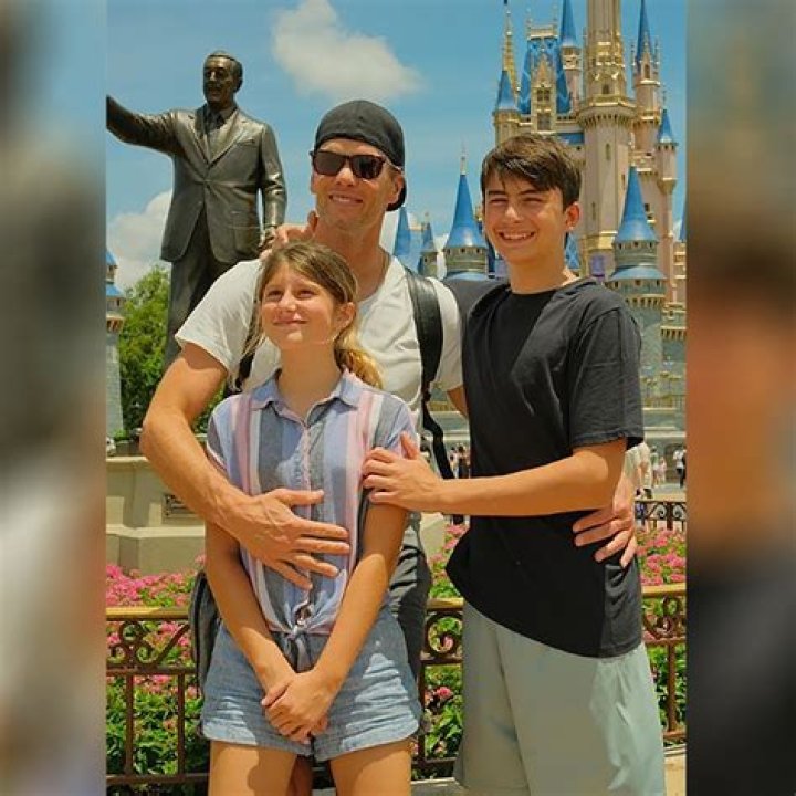 Tom Brady's Kids: The Ultimate Guide To Their Ages