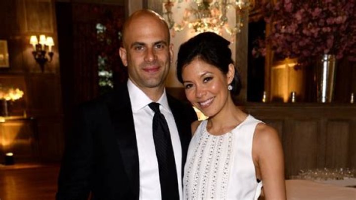 Unveiling The Truth: Is Alex Wagner Still Married?