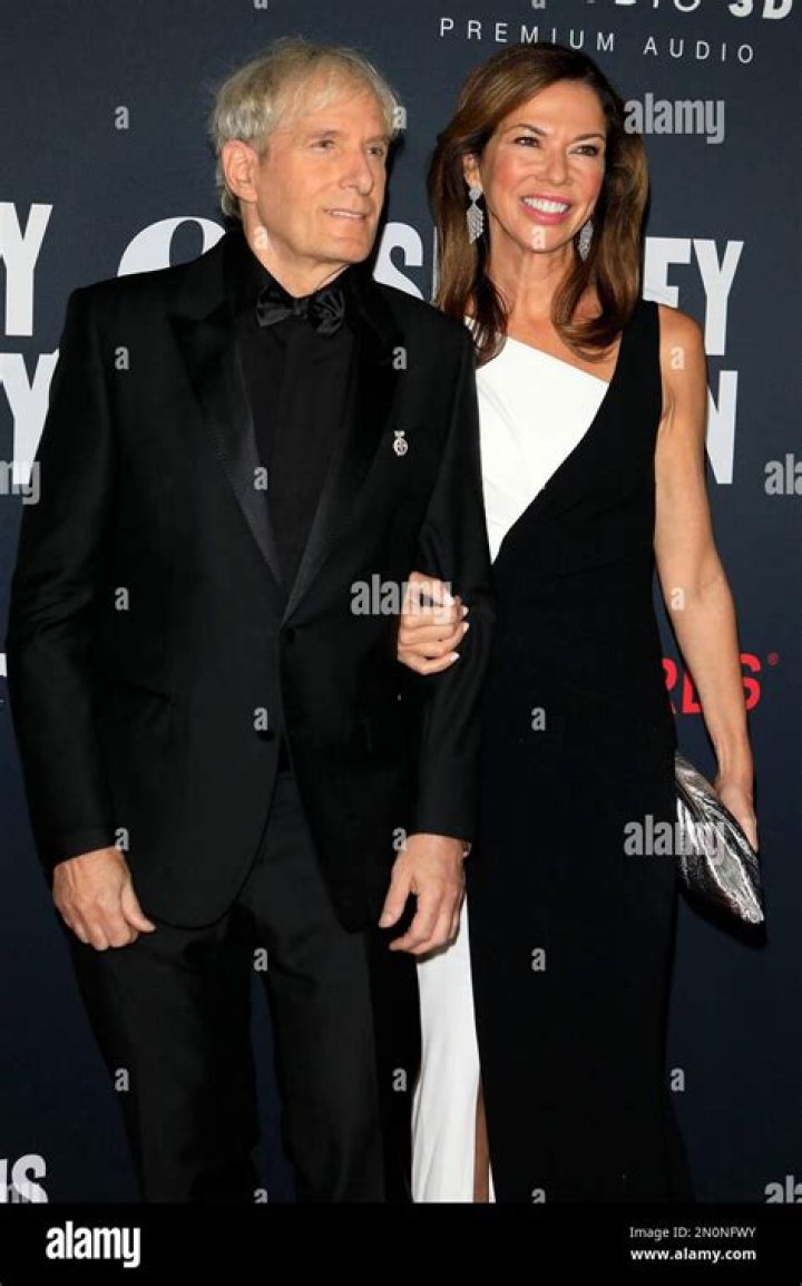 Is Michael Bolton Married To Nicollette Sheridan? Unraveling The Relationship Mystery