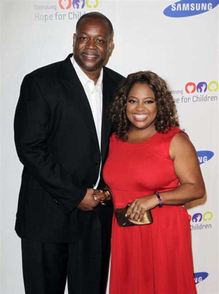 Unraveling The Love Life Of Sherri Shepherd: Is She Married?