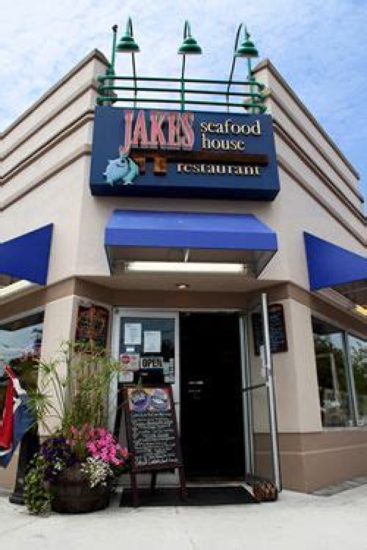 Your Guide To Jake's Rehoboth Beach: Dine In Style By The Shore