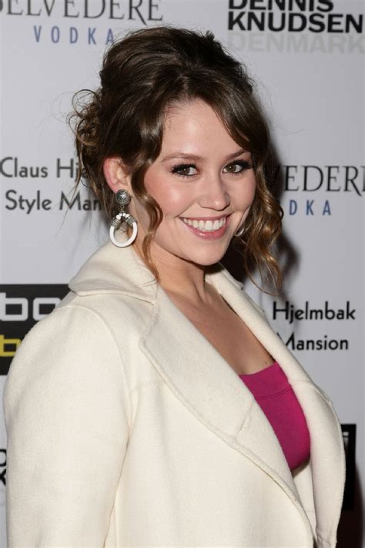 Exploring The Life Of Jane Erin Carrey: The Unseen Star