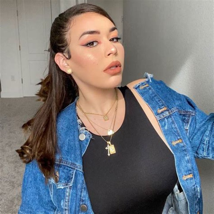 Jesaaelys Ayala González age,personal life,musical journey,family affairs and more |