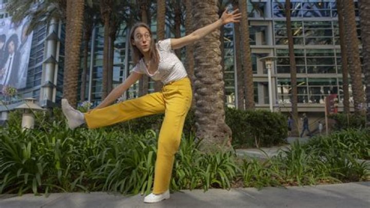 Discovering Joana Ceddia: The YouTube Sensation