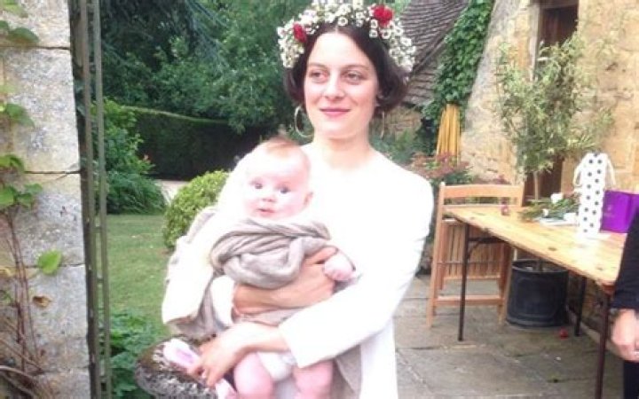 Unveiling The Connection Between Johnny Flynn And Beatrice Minns