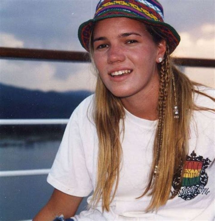 How tall was Kristin Smart?