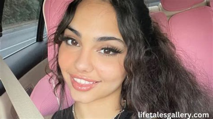 Unveiling The Allure Of Layla Deline On OnlyFans