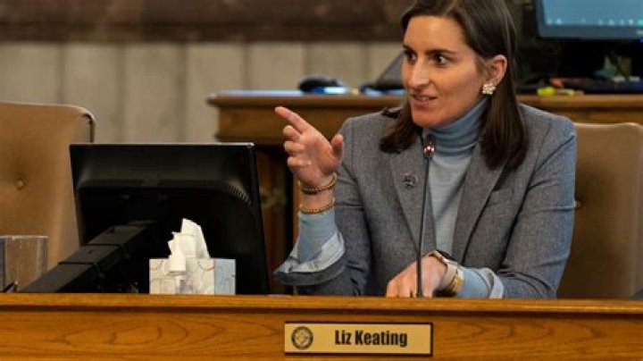 Uncover The Unveiled: Liz Keating's Age Mystery Revealed