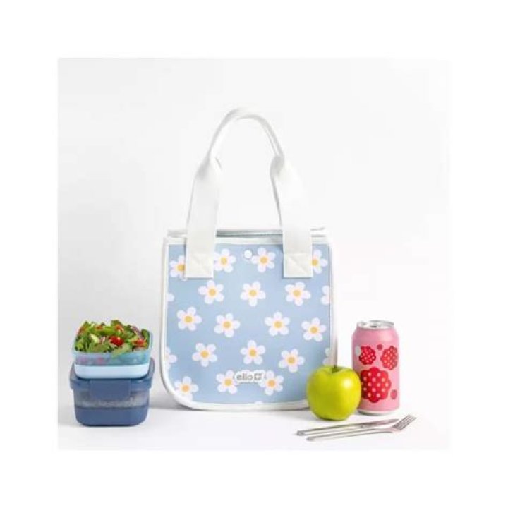 The Perfect Lunch Tote For You: Target Has You Covered