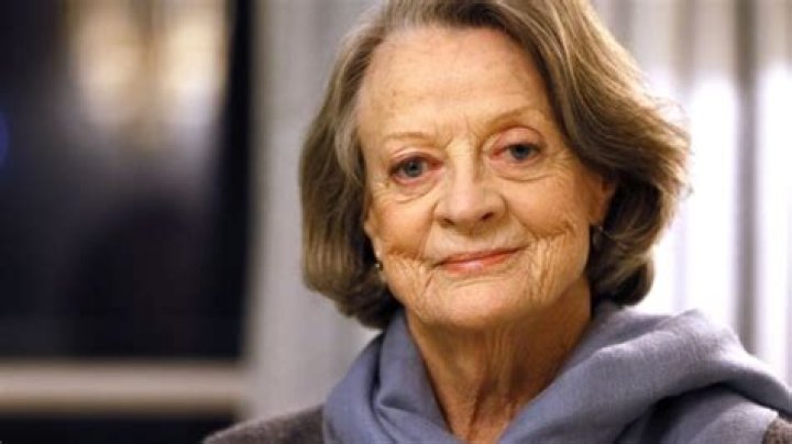 Unveiling The Timeless Charm Of Maggie Smith: A Journey Through Her Age And Career