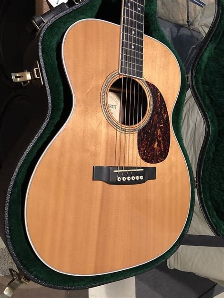 The Ultimate Guide To The Martin 000-16RGT: An Exceptional Acoustic Guitar