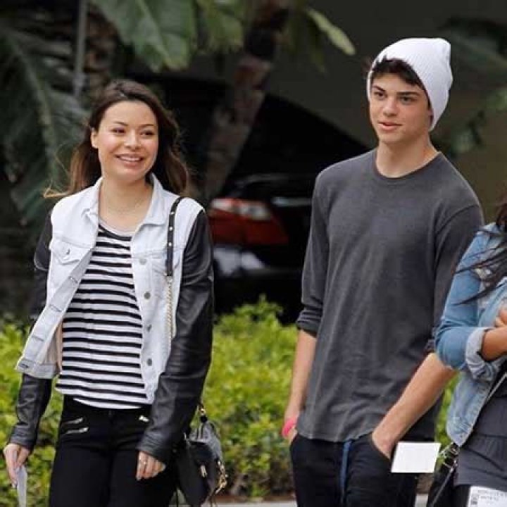 Unveiling The Mystery: Who Is Miranda Cosgrove's Partner?