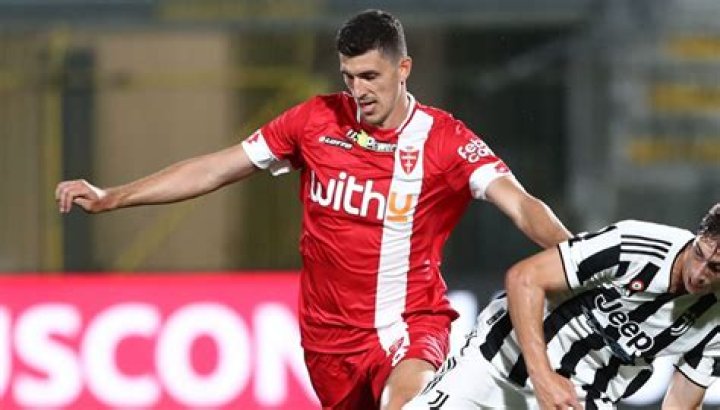 Mirko Maric: A Renowned Composer And Conductor