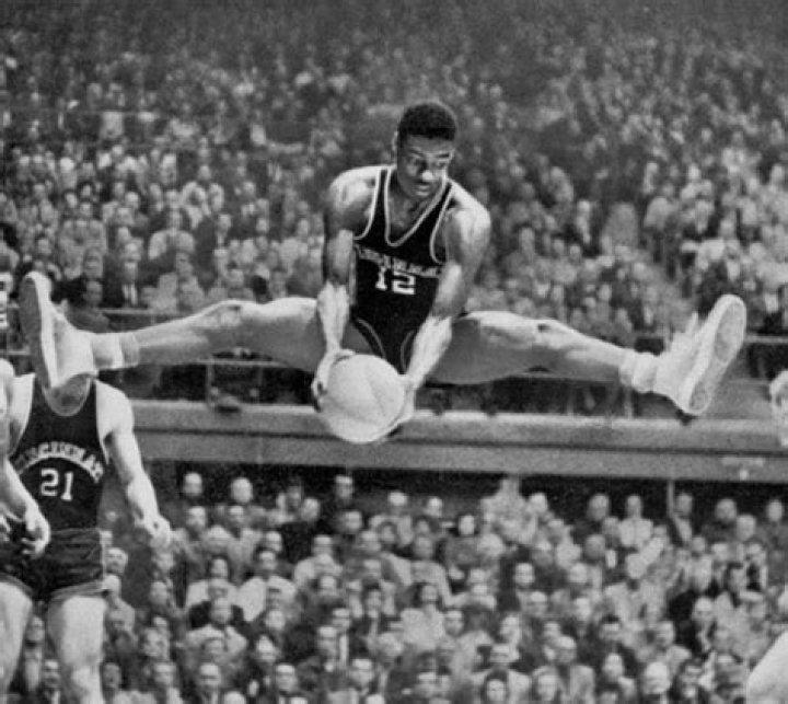 Epic Images Of The Legendary Oscar Robertson