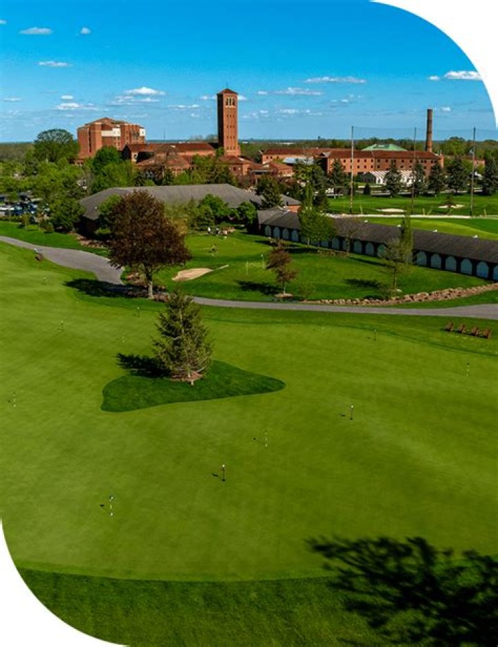 Papa John's Golf Course: Tee Off At A Legendary Destination