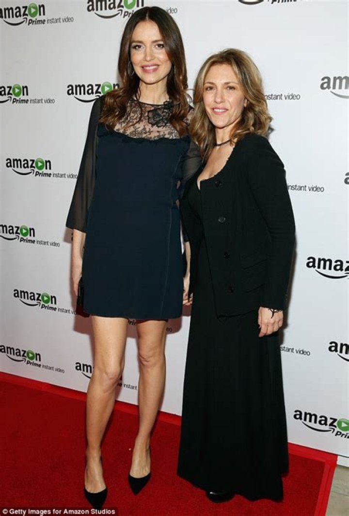 Exploring The Life And Partner Of Saffron Burrows