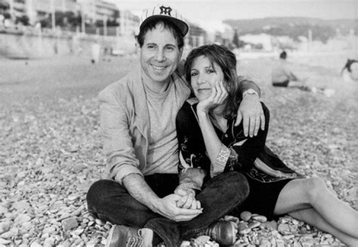 Her Marriage, Paul Simon Connection, Children, and Net Worth Secrets
