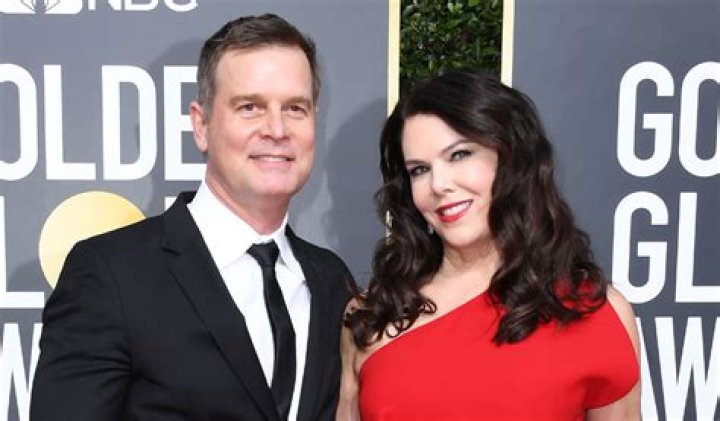 Peter Krause Political Party and Other Facts About the 9-1-1 Star