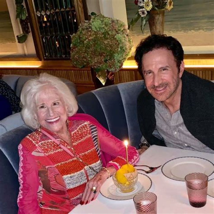 Unveiling Peter Thomas Roth's World Of Skincare Innovation