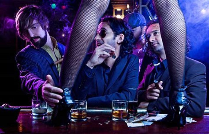 Unveil The Allure: The Art Of Photo Strip Tease