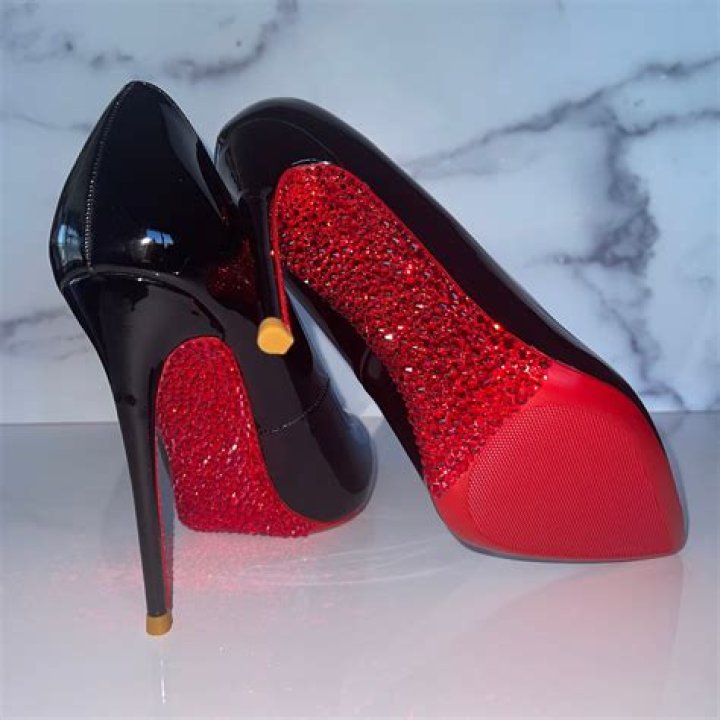 Stand Out In Style: Red Graduation Heels For A Memorable Celebration