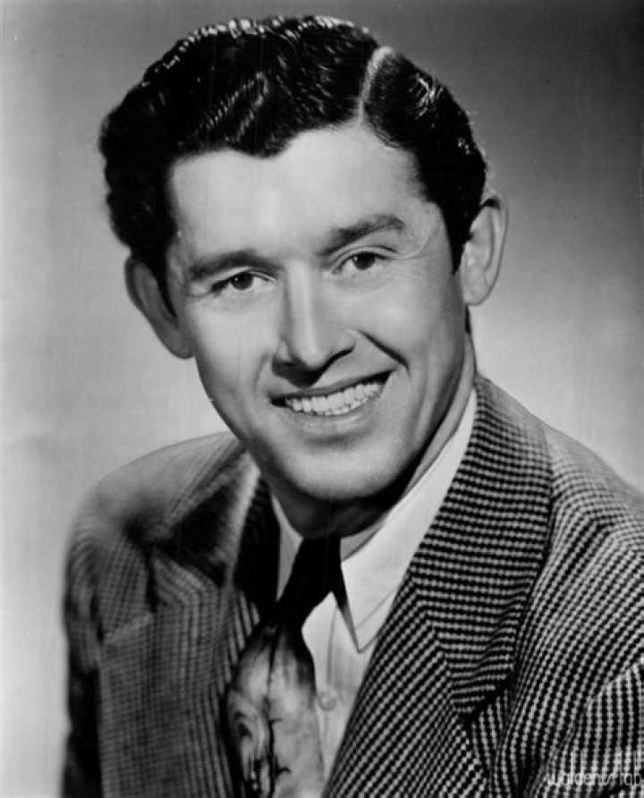 Roy Acuff: The King Of Country Music