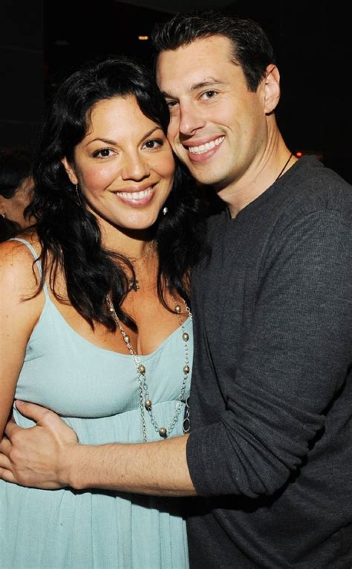 Sara Ramirez's Girlfriend: A Deep Dive Into Their Relationship