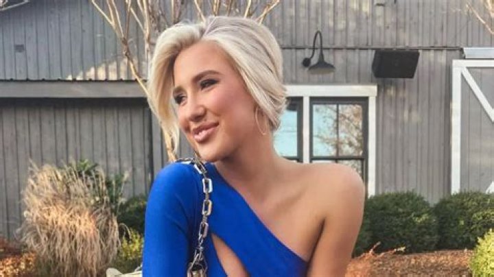 Savannah Chrisley's Weight Gain Journey: Uncovering The Truth