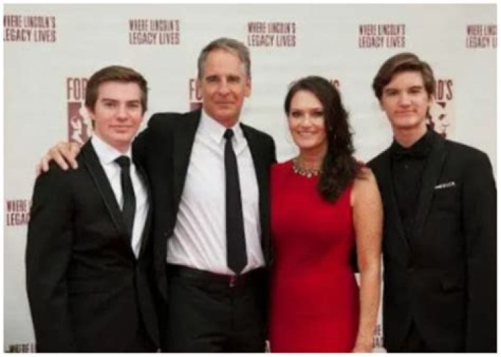 Exploring The Life Of Scott Bakula And His Children